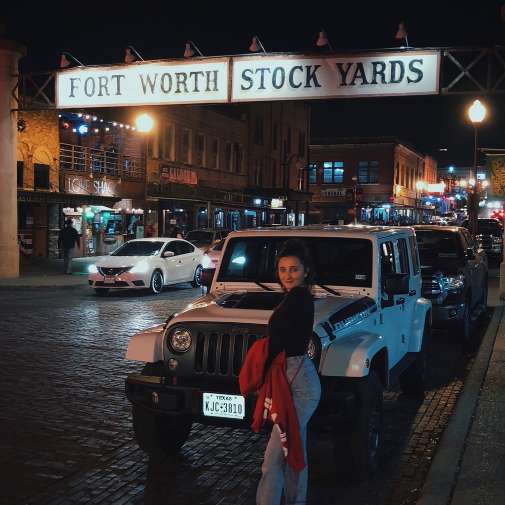 Meet your Posher, Nina